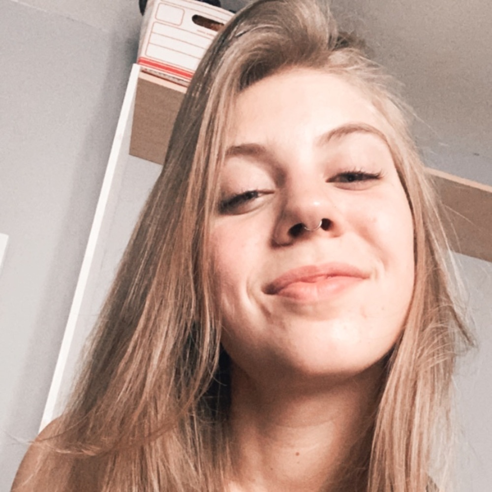 Meet your Posher, Melanie